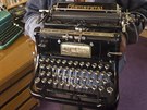 Na výstav v Drkové jsou k vidní necelé ti desítky psacích stroj.
