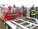 Olomoučtí hasiči si v korytě Moravy vyzkoušeli vyvíjené záchranářské...
