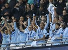 Fotbalisté Manchesteru City se radují ze zisku anglického Ligového poháru.