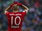 Zadumaný Arjen Robben z Bayernu Mnichov v duelu s Darmstadtem