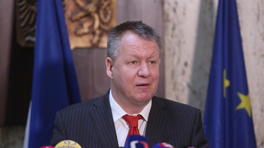 Ministr zdravotnictví Svatopluk N�me�ek