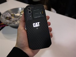 CAT S60