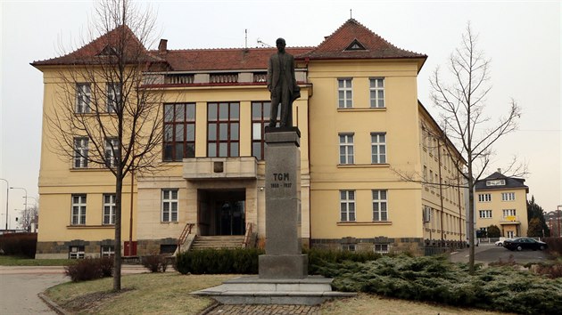 Budova bývalého Okresního ú�adu ve Vy�kov�