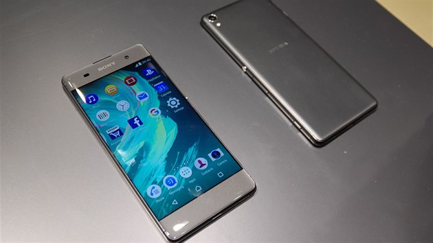 Sony Xperia XA na veletrhu MWC 2016