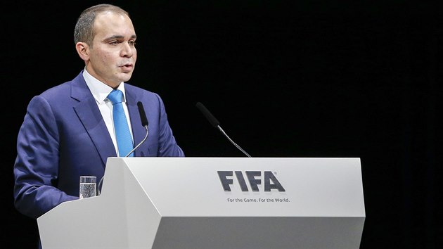Al bin Husajn pron svj projev na kongresu FIFA.