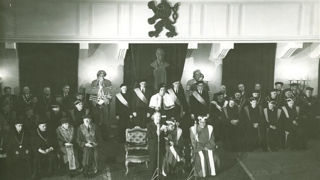 Ministr školství a osvěty Jaroslav Stránský při projevu 21. února 1947 při příležitosti oficiálního slavnostního otevření olomoucké Univerzity Palackého.