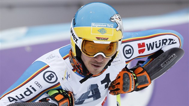 Felix Neureuther v cli obho slalomu, kter se jel v Hinterstoderu.