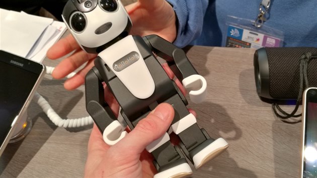 Mobiln chytr robot Sharp RoBoHon