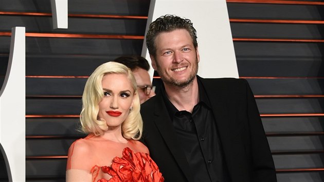 Gwen Stefani a Blake Shelton (Los Angeles, 28. nora 2016)