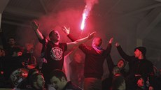 Fanou�ci na hokejovém derby ve ��á�e.