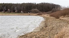 Ani po dvou letech od posledního výlovu není desátý největší český rybník...