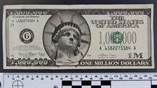 Reklamní bankovku si pivezl chlapcv otec ped lety z dovolené.