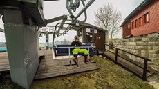 Fotografie Daniela Honziga z natá�ení na tanvaldském �pi�áku.