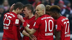 Gólová radost fotbalistů Bayernu Mnichov v duelu proti Darmstadtu