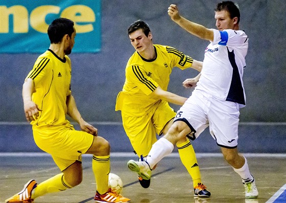 Momentka z futsalového utkání Vysoké Mýto (lutá) vs Hradec.