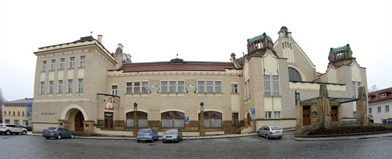 Národní dům v Prostějově (snímek z doby před zahájením velkých oprav).