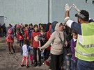 Uprchlíci v eckém pístavu Pireus (1. bezna 2016)
