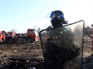 Francouzská policie steí ást tábora, v ní probíhá demolice (2. bezna 2016)