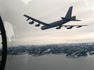 Americký bombardér B-52 nad Norskem bhem cviení Cold Response