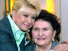 Marie Zelníková s dcerou Ivanou jako estní hosté finále soute eská Miss v...