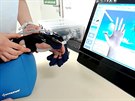 Pacienti v prostjovské nemocnici rehabilitují s pomocí robotické ruky