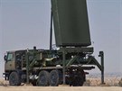 Radar ELTA ELM-2084 izraelské výroby je z nabízených radarů patrně...