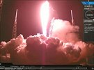 Falcon 9 vynesl satelit, pistát se mu ale opt nepodailo