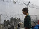 Dal�í ráno pro uprchlíky v tábo�e Idomeni na �ecko-makedonské hranici, kde...