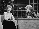 První dáma USA Nancy Reaganová a Joan Riversová v poadu The Late Show Starring...