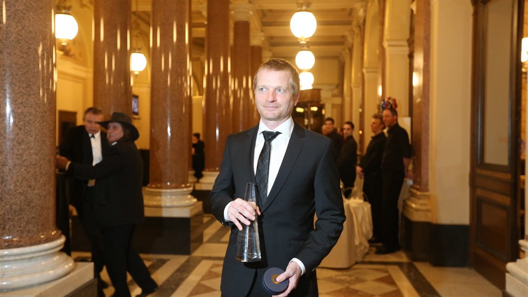 Mat�j Hádek s �eským lvem za hlavní roli ve filmu Kobry a u�ovky