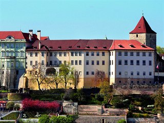 Lobkowiczký palác. V polovině 16. století jej vybudoval Jaroslav Pernštejn,...