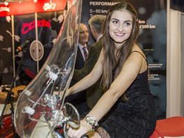 Hostesky brnnského Motosalonu 2016