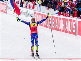 DAL ZLATO. Martin Fourcade vtz ve sthace biatlonist mistrovstv svta v...