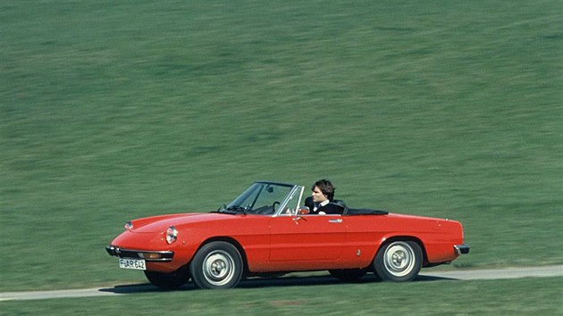 Alfa Romeo Spider (1967-1983)