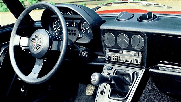 Alfa Romeo Spider (1983-1989)