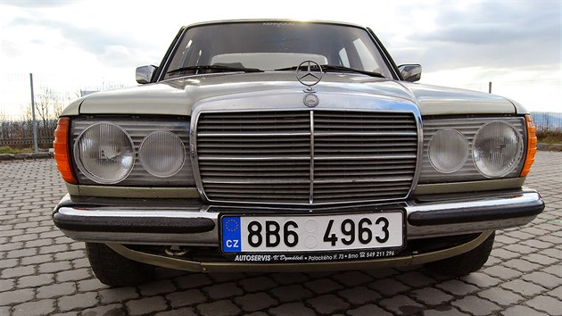 Mercedes W123