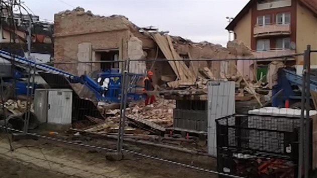 Hasiči dokončili demolici Štěpánkovy vily ve Zlíně