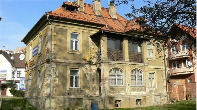 Štěpánkovu vilu postavil stavitel Winkler, zkolaudovaný byl v říjnu 1904.