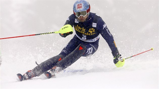 Italsk lya Stefano Gross na trati slalomu v Kranjsk Goe.