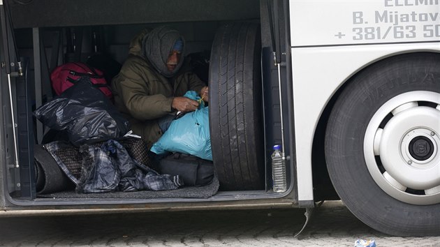 Na Balkáně se znovu rozmáhá pašování lidí. Uprchlíci se zpravidla snaží dostat ze Srbska do Chorvatska (2. března 2016).