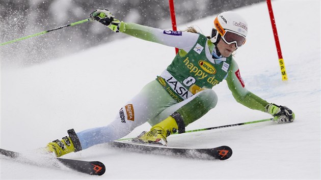 Ana Drevov na trati obho slalomu v Jasn