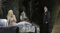 Scéna z Pucciniho Manon Lescaut v Metropolitní opee