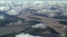 Na ece Mekong má v následujících letech vyrst a 25 nových pehrad.