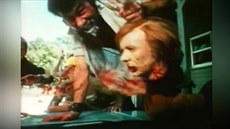 Trailer k filmu Chlemtám tvou krev (I Drink Your Blood, 1970)