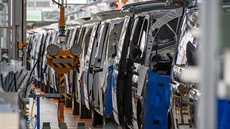 Výrobní linka esté generace Volkswagenu Transporter