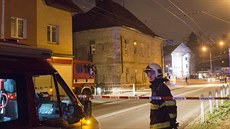 Praskající dm na Sokolské ulici ve Zlín paralyzoval dopravu v okolí.