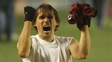 Marek Kincl oslavuje gól proti Laziu, který v roce 2003 zajistil Spart� postup...