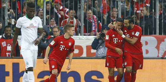 Radost fotbalist Bayernu Mnichov po tref do sít Brém