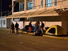 Migranti na starém aténském letiti Hellinikon. (10. bezna 2016)