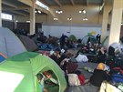 Migranti v pístavu Pireus. (10. bezna 2016)